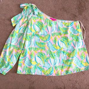 NWT Lilly Top